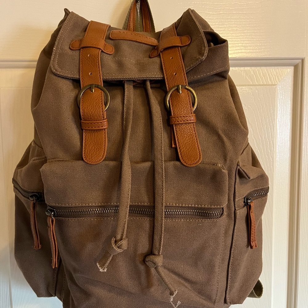 Amangani Backpack